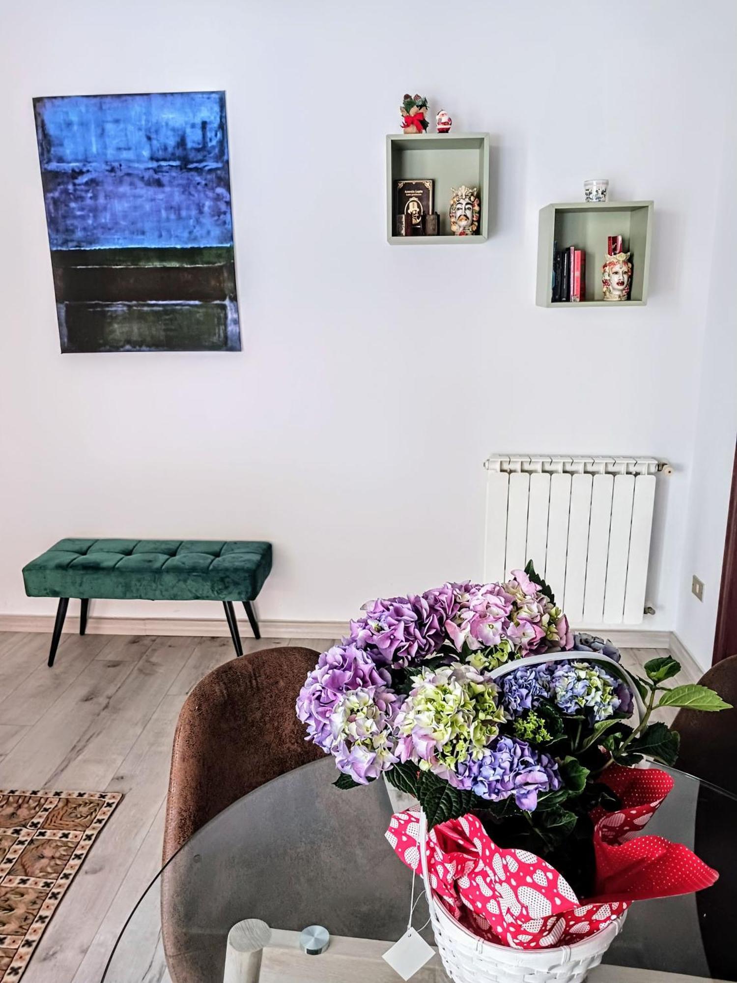 Mungi Bay, Flat With Sea View Roof Top Terrace Giardini Naxos Phòng bức ảnh